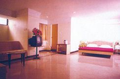 Rajdhani Hyderabad Luaran gambar